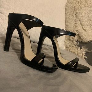 Black Zara scrappy heels